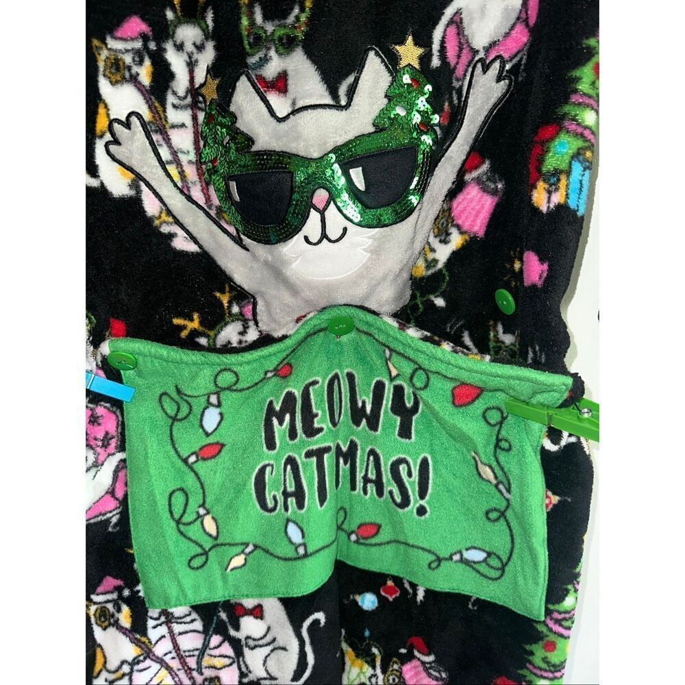 Secret treasures Cat Christmas one piece  pajamas Adult Large 12 - 14.   Sleepwe